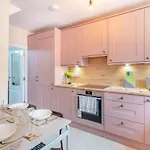 2 Bed In Water Yeat Oc-g31933 Nyaraló *