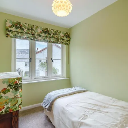 2 Bed In Water Yeat Oc-G31933 *