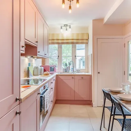 2 Bed In Water Yeat Oc-g31933 بيت للعطل High Nibthwaite